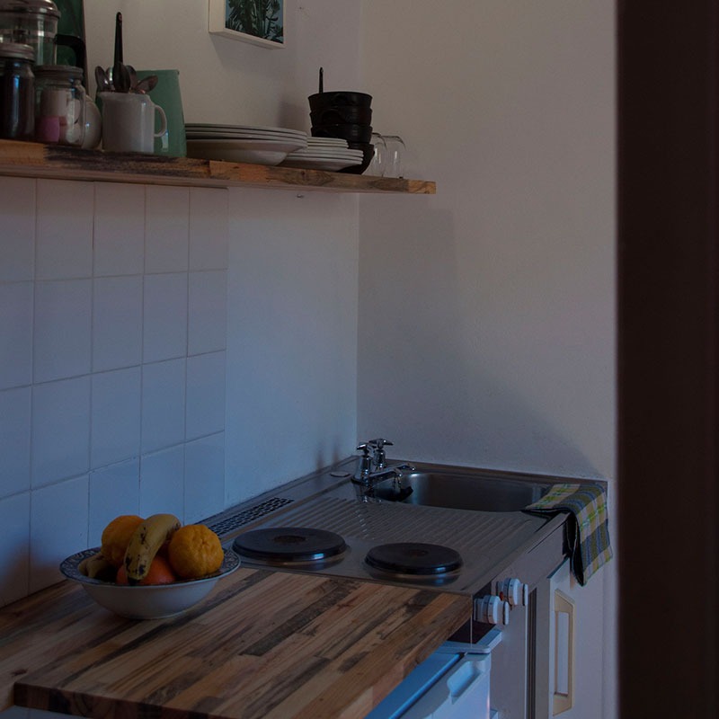 self-catering accommodation with fully equipped kitchen of Birch Cottage at Wildekrans Country House